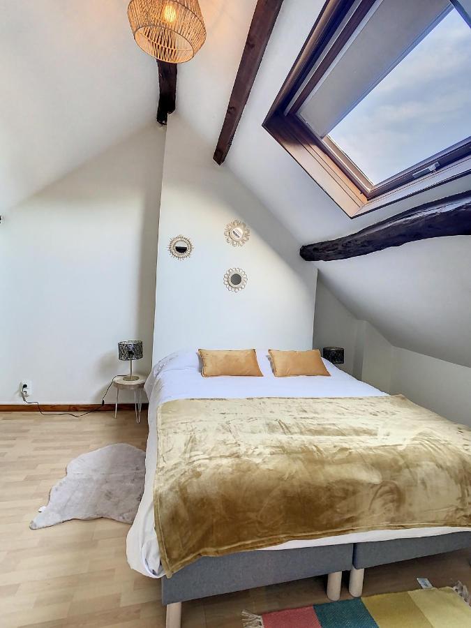 Charmant Triplex Centre-Ville De Chantilly Zewnętrze zdjęcie