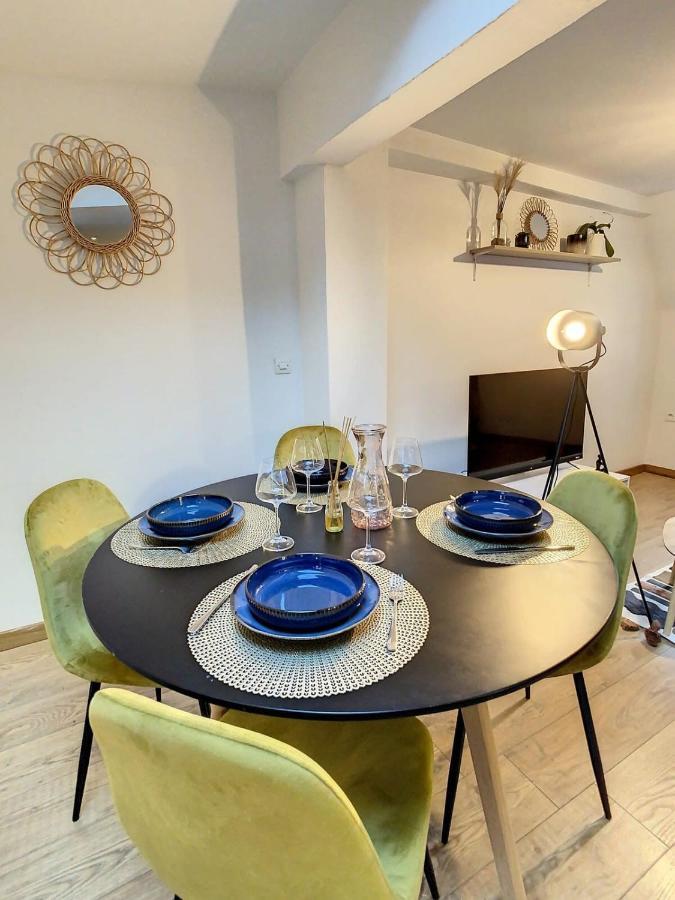 Charmant Triplex Centre-Ville De Chantilly Zewnętrze zdjęcie